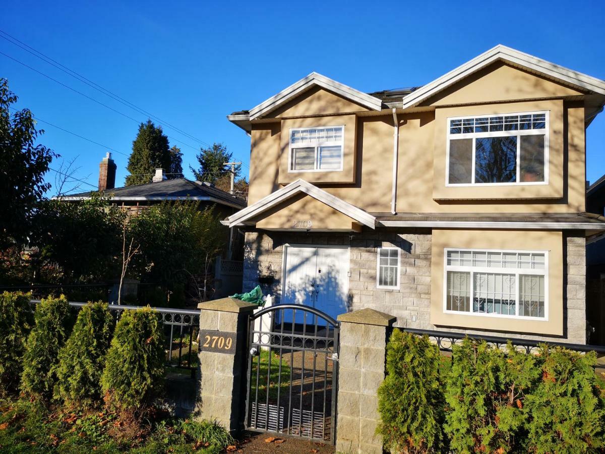 Lisa'S Lovely Little House Vancouver Dış mekan fotoğraf